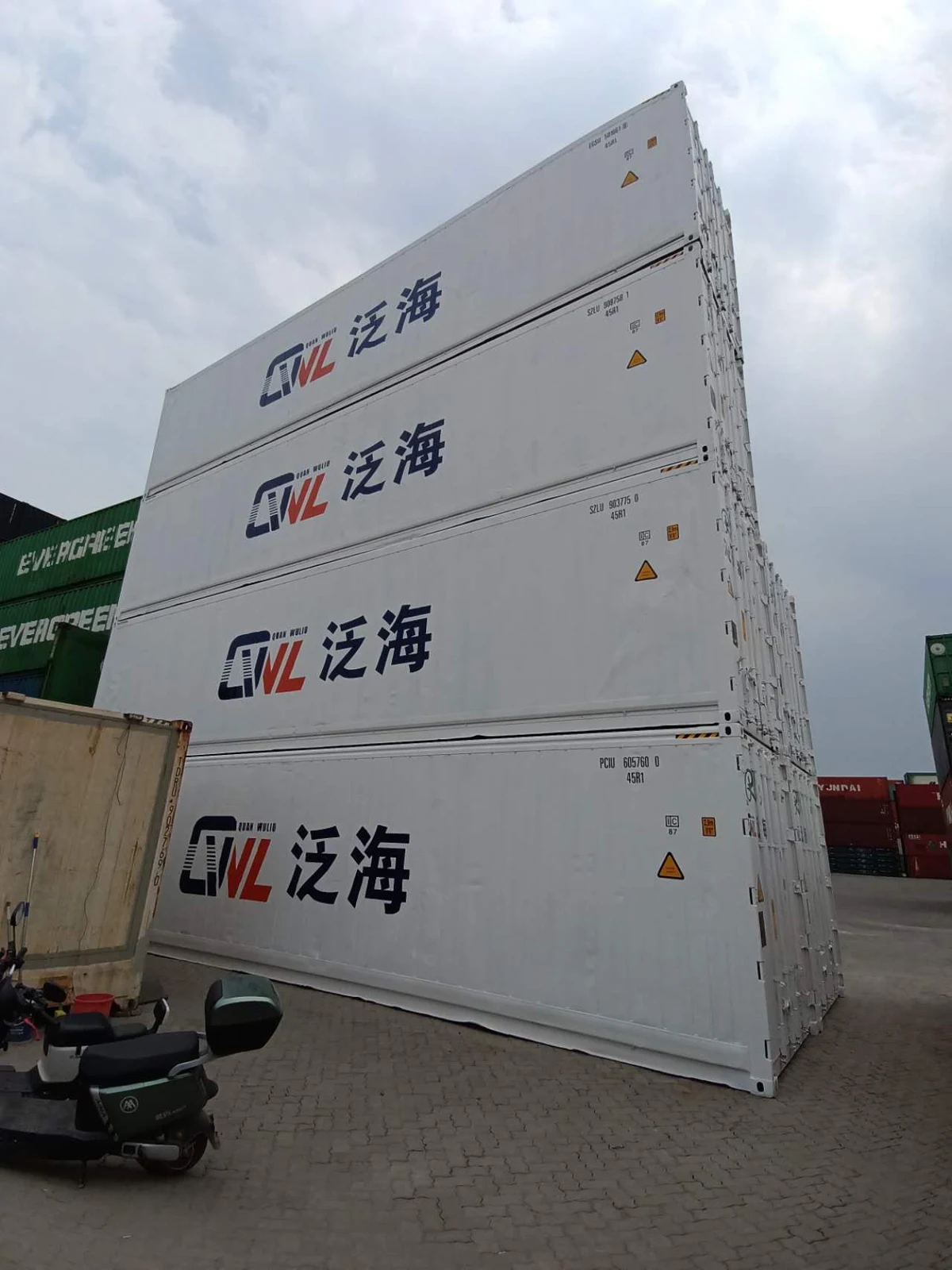 冷冻集装箱及运输设备 02